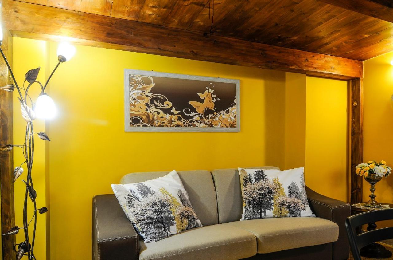Wood Easy Flat Apartment Rom